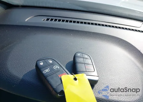 2015 Jeep Grand Cherokee Limited из США, поврежденный, VIN 1C4RJFBG9FC692591